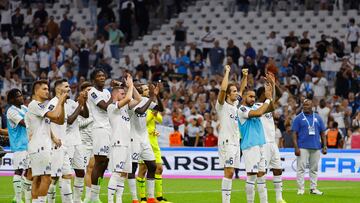 Soccer Football - Ligue 1 - Olympique de Marseille v Lille - Orange Velodrome, Marseille, France - September 10, 2022 Olympique de Marseille players celebrate after the match REUTERS/Eric Gaillard