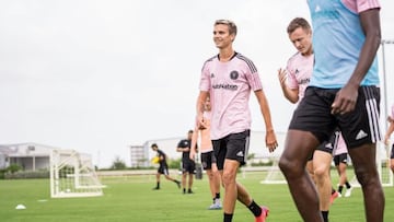 El segundo hijo mayor de los Beckham celebró su cumpleaños 19 en Miami y las celebraciones podrían continuar con su posible debut este mismo sábado.