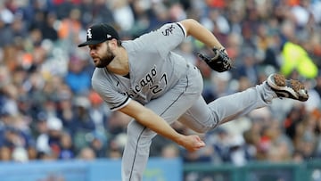 DETROIT, MI - APRIL 8: Lucas Giolito #27 of the Chicago White Sox pitches against the Detroit Tigers during the first inning of Opening Day at Comerica Park on April 8, 2022, in Detroit, Michigan.   Duane Burleson/Getty Images/AFP
== FOR NEWSPAPERS, INTERNET, TELCOS & TELEVISION USE ONLY ==