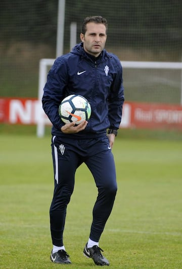 Rubén Baraja, entrenador del Sporting.