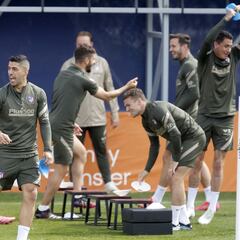 Simeone confía en los mismos: Giménez por Savic, novedad