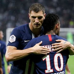 Meunier defiende el salario de Neymar