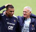 Deschamps no descarta que Mbappé gane el Balón de Oro