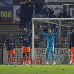 Yaremchuk y Jaume invitan a otra ronda