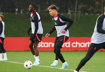 Roberto Firmino in Monday's session in Kirkby. (Photo by Nick Taylor/Liverpool FC/Liverpool FC via Getty Images)