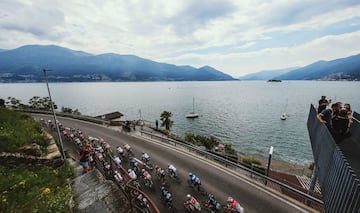 El pelotón durante la 20ª etapa del Giro de Italia.