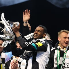 Isak se apodera del fiestón