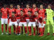 Las raíces se mezclan en una Suiza que quiere crecer