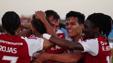 Primera alegría de la dupla Carrillo - Alcaina