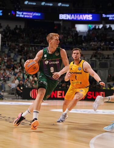 Otro baño y masaje del Unicaja en la Champions