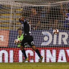 U. Católica 0-1 Iquique: Pernía logra un triunfo histórico