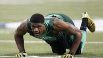 Randy Gregory jugará para los Dallas Cowboys.