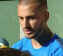 Benedetto la lía: polémico apoyo al líder de la barra de Boca