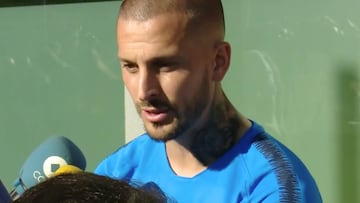 Benedetto da polémico apoyo al líder de la barra de Boca