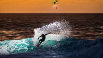 Foto de surf de Gony Zubizarreta en Haw&aacute;i hecha con un dron que funcionaba como flash remoto.