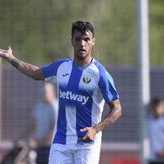 El Leganés oficializa la cesión de Alex Martín al Cartagena