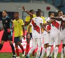 Perú revive ante Colombia