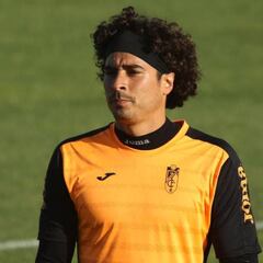 Ochoa presentado en Granada: "Vine porque me siento querido"