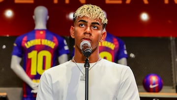 16/7/25 PRIMERA DIVISION BARCELONA
RENOVACION Y CAMBIO DE DORSAL POR EL NUMERO 10 DE LAMINE YAMAL