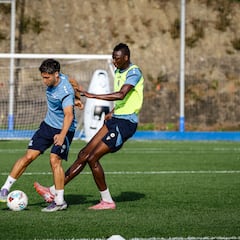 Sadiq, de nuevo en segundo plano