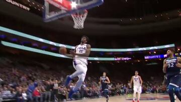 Con esta barbaridad Embiid se llevó la mejor jugada de la noche