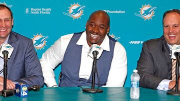 Laremy TUnsil fue elegido en el draft de la NFL por los Miami Dolphins en el pick 13.