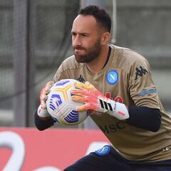 Ospina entrena con normalidad y sería titular ante Milan