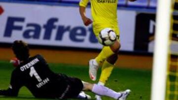 <b>VENDAVAL. </b>Los jugadores del Villarreal B desplegaron su mejor fútbol y destrozaron a un conjunto vasco que acusó las dos expulsiones.