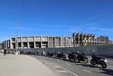 Tras el derribo de la cubierta de tribuna, se prevé que la fase de derribo finalice a finales de octubre.