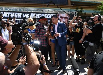 La llegada de Mayweather y McGregor a Las Vegas