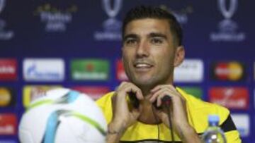 José Antonio Reyes en rueda de prensa