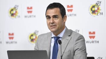 03/08/18 RUEDA DE PRENSA CTA COMITE TECNICO DE ARBITROS CON CARLOS VELASCO CARBALLO Y CARLOS CLOS GOMEZ
CARLOS VELASCO CARBALLO