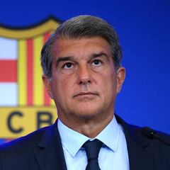 Barcelona: Laporta "convinced" Xavi will get the better of Bayern