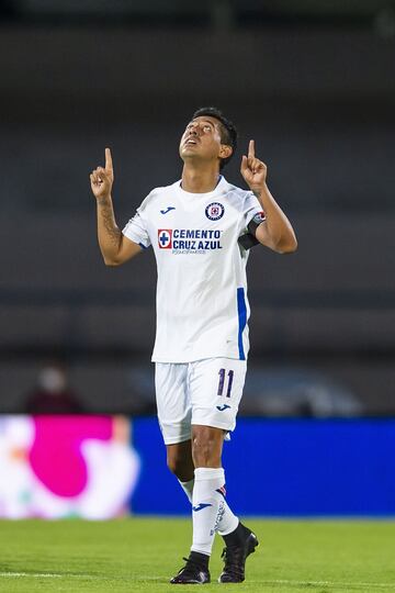 El capitán de la máquina celebra su anotación.