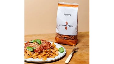 ¿Ayuno intermitente? Te explicamos en qué consiste y seleccionamos cinco productos de Foodspring para llevarlo a cabo