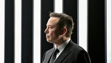 FILE PHOTO: Elon Musk attends the opening ceremony of the new Tesla Gigafactory for electric cars in Gruenheide, Germany, March 22, 2022. Patrick Pleul/Pool via REUTERS/File Photo