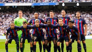 Alineación titular del Barça en el Clásico en el Bernabéu.