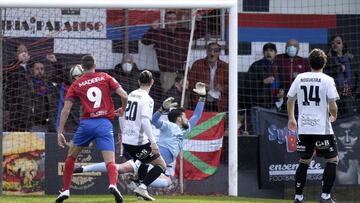 El UC Ceares y la Gimnástica Segoviana CF empataron (1-1) en el partido correspondiente a la jornada 27 en el Grupo 2 de Tercera RFEF disputado en el campo de fútbol de La Cruz de Gijón (Asturias).