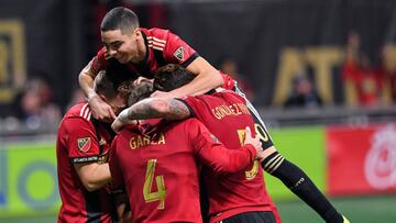 Los jugadores del Atlanta celebran un gol.
