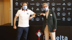 Felipe Mi&ntilde;ambres y Carlos Mouri&ntilde;o durante la renovaci&oacute;n del director deportivo del Celta.