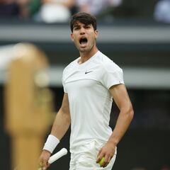 Así vivió Alcaraz el triunfo de España: móvil en la ducha, bici...