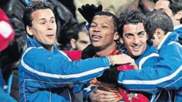 <b>EL DUO PON-GOL. </b>Uche y Simana Pongolle aportan goles y espectáculo a este EuroDecano que está asombrando a la España balompédica a base de juego.