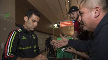 El mexicano organizó una plática con el fin de acelerar la creación de la Asociación de futbolistas.