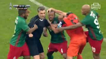 Four red cards and a punch-up as Lokomotiv win Russian Cup