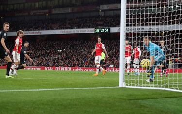 Arsenal nightmare continues with home defeat to Brighton