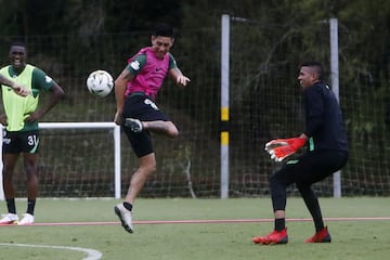 El equipo de Alejandro Restrepo es líder del campeonato colombiano con 29 puntos. Un triunfo en Pereira lo clasifica a la siguiente fase.