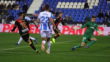 &Aacute;lvaro Garc&iacute;a marca en el partido de Copa ante el Legan&eacute;s.