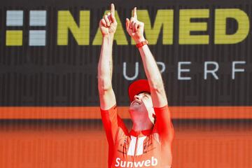 Contrarreloj cargada de emociones en el Giro de Italia 