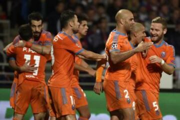 0-1. Sofiane Feghouli celebró el primer tanto.