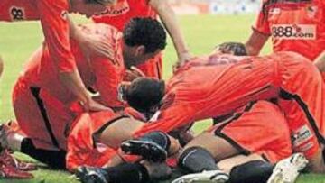 <b>45 AÑOS SIN FINAL DE COPA</b>. Los sevillistas festejaron su virtual pase a la final de Copa. No alcanzan una desde 1962. Tras el 0-3 está a un paso de conseguirlo 45 años después.